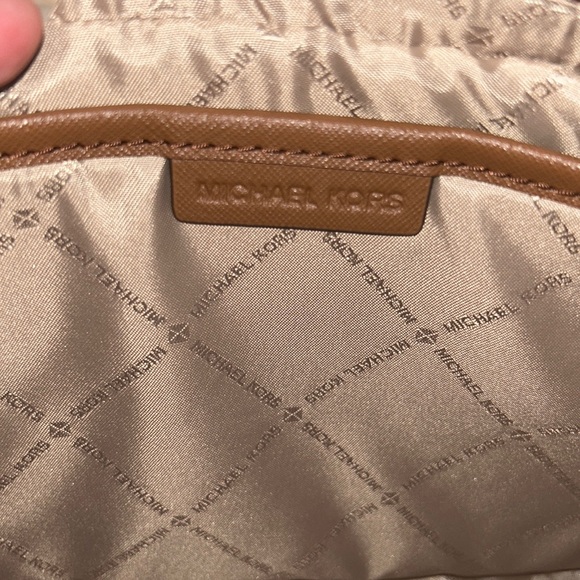 Michael Kors Jet Set Large Crossbody NEW💎 - Picture 8 of 12